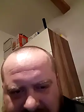 Snapshot of perversalus chatting on 12/20/24, 05:29 perversalus online show from 12/20/24, 05:29