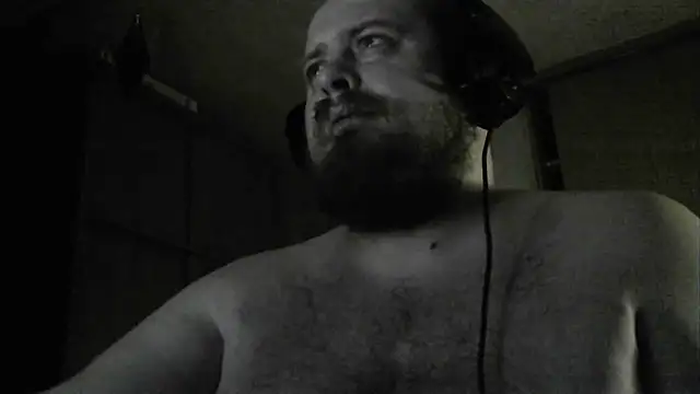 Snapshot of perversalus chatting on 12/29/24, 03:03 perversalus online show from 12/29/24, 03:03