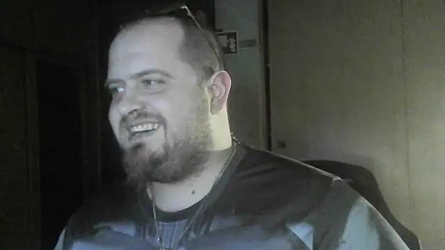 Snapshot of perversalus chatting on 02/23/25, 06:56 perversalus online show from 02/23/25, 06:56