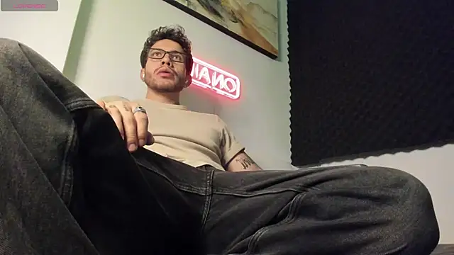 LucianSinclair online show from 11/25/25, 03:39