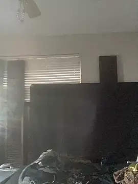 Snapshot of Everlyrose27 chatting on 01/12/25, 10:43 Everlyrose27 online show from 01/12/25, 10:43