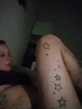 Snapshot of Everlyrose27 chatting on 03/02/26, 11:50 Everlyrose27 online show from 03/02/26, 11:50