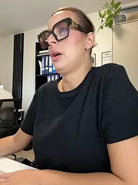 Hii Lolla online show from 09/11/25, 06:57