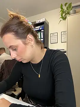 Hii Lolla online show from 10/14/25, 06:03