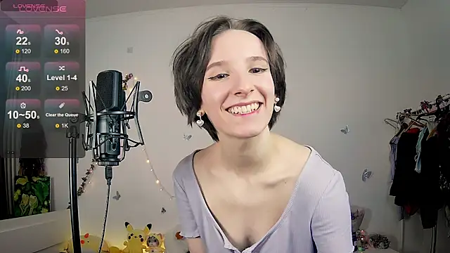 Snapshot of Violet_Veliya chatting on 12/22/24, 06:04 Violet Veliya online show from 12/22/24, 06:04