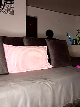 rosey cheeks online show from 02/07/25, 02:19