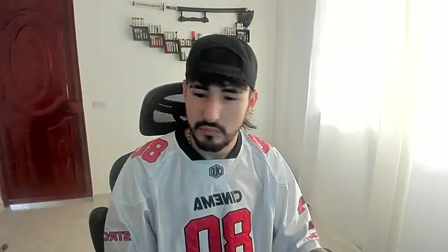 DmitriSanders online show from 04/18/26, 03:16