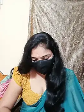 Snapshot of Keerthi-Telugu chatting on 09/09/25, 04:50 Keerthi-Telugu online show from 09/09/25, 04:50