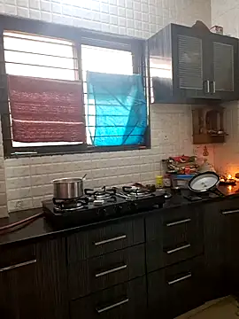 Snapshot of khushikhushi chatting on 12/23/24, 08:00 khushikhushi online show from 12/23/24, 08:00