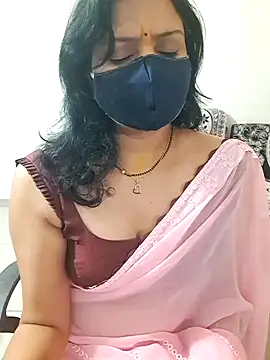 Snapshot of khushikhushi chatting on 01/20/25, 05:16 khushikhushi online show from 01/20/25, 05:16