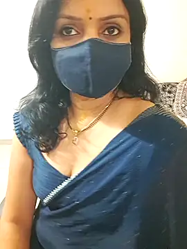 Snapshot of khushikhushi chatting on 02/07/25, 05:18 khushikhushi online show from 02/07/25, 05:18