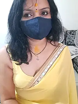 Snapshot of khushikhushi chatting on 02/08/25, 07:15 khushikhushi online show from 02/08/25, 07:15