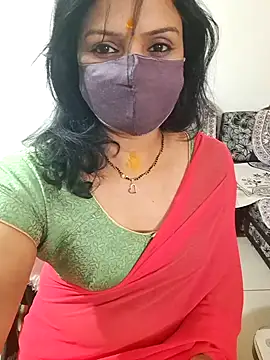 Snapshot of khushikhushi chatting on 02/19/25, 06:55 khushikhushi online show from 02/19/25, 06:55