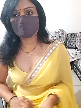 Snapshot of khushikhushi chatting on 03/07/25, 04:55 khushikhushi online show from 03/07/25, 04:55