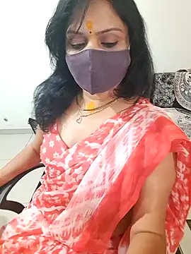 Snapshot of khushikhushi chatting on 03/08/25, 06:54 khushikhushi online show from 03/08/25, 06:54