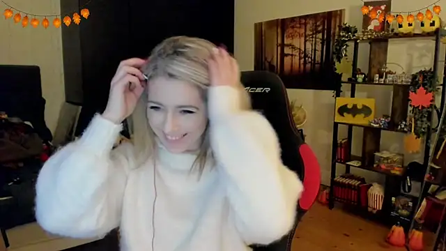 Lisaonthemoon online show from 11/21/25, 10:52