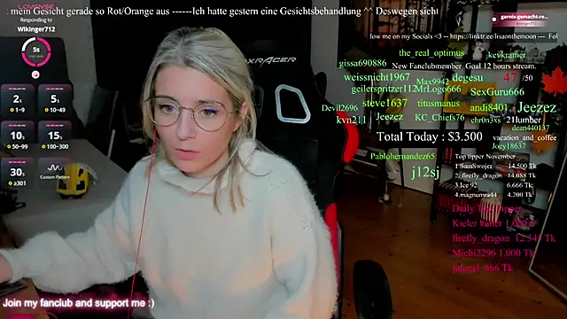 Lisaonthemoon online show from 11/30/25, 02:48