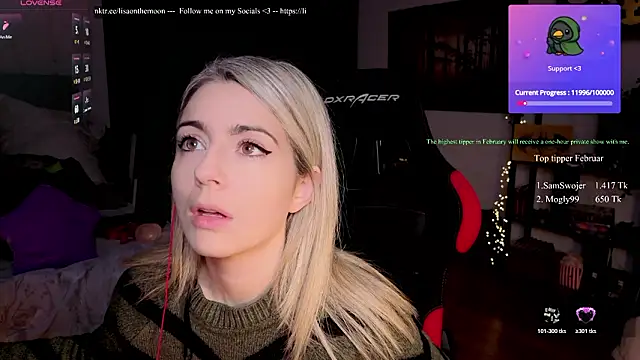 Snapshot of Lisaonthemoon chatting on 02/07/26, 03:27 Lisaonthemoon online show from 02/07/26, 03:27