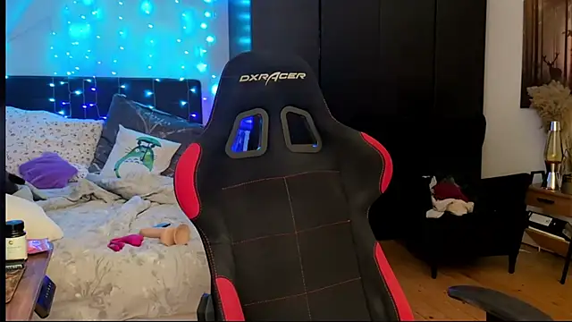 Lisaonthemoon online show from 03/19/26, 07:07