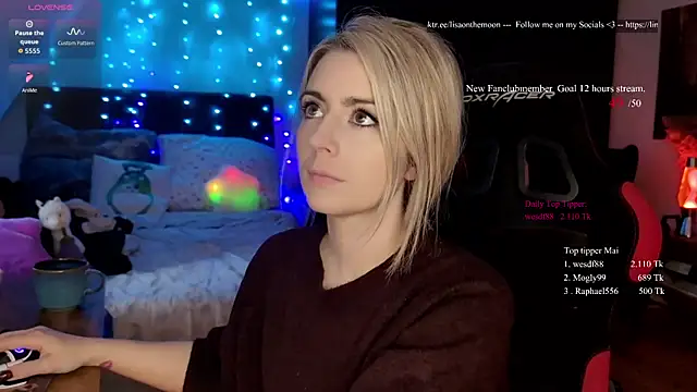 Lisaonthemoon online show from 05/20/26, 01:39