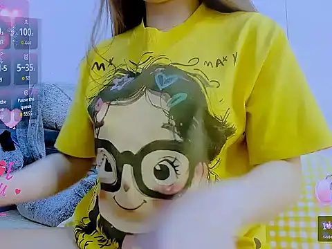Snapshot of Linh_diudang chatting on 05/22/26, 02:12 Linh diudang online show from 05/22/26, 02:12