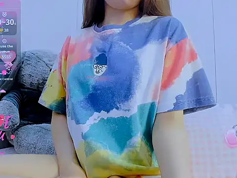 Snapshot of Linh_diudang chatting on 05/27/26, 02:19 Linh diudang online show from 05/27/26, 02:19