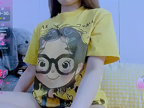 Snapshot of Linh_diudang chatting on 07/08/26, 02:05 Linh diudang online show from 07/08/26, 02:05