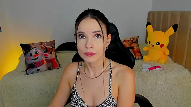 Snapshot of melanyrouse1 chatting on 01/11/26, 07:30 melanyrouse1 online show from 01/11/26, 07:30