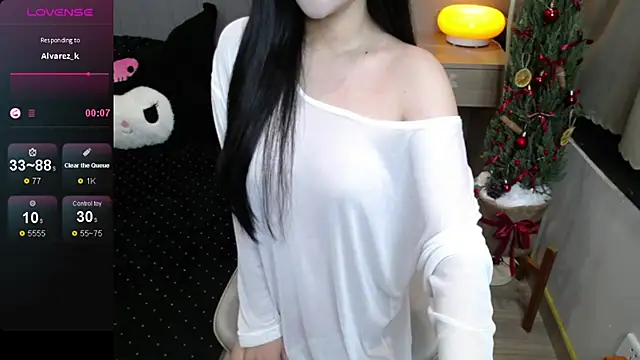  Viviann  online show from 12/22/25, 10:12