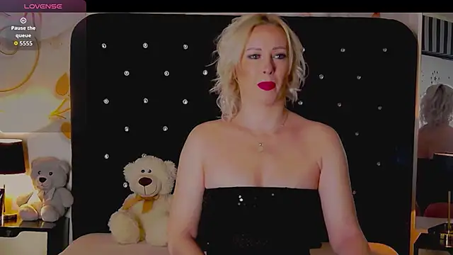 OliviaShaw23 online show from 01/12/26, 09:42