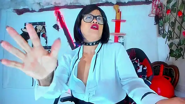 jena derboo online show from 02/25/25, 10:26