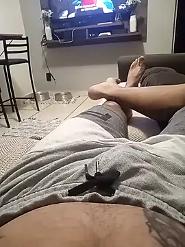 Snapshot of dredre1069 chatting on 01/28/25, 03:57 dredre1069 online show from 01/28/25, 03:57