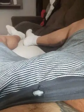 dredre1069 online show from 11/27/25, 02:30