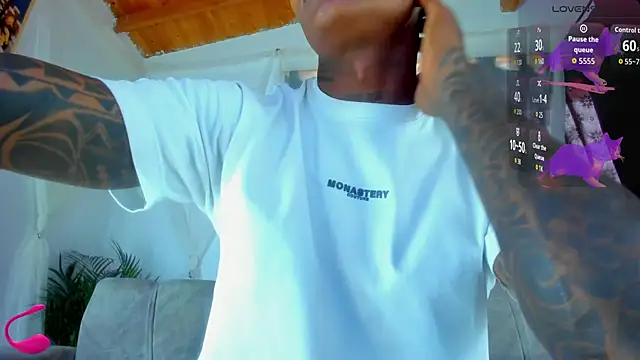 esteveen ortegas  online show from 10/23/25, 03:00