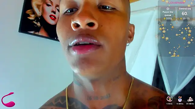 esteveen ortegas  online show from 10/25/25, 08:36