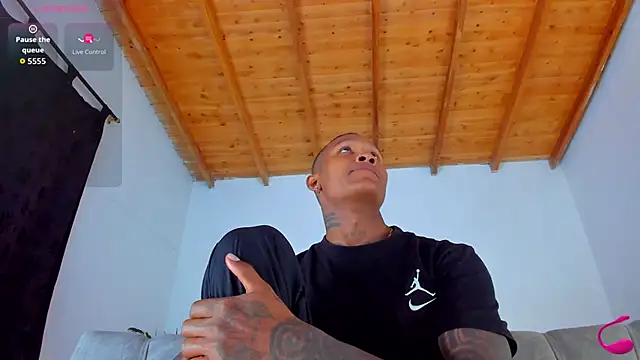 esteveen ortegas  online show from 04/10/26, 07:24