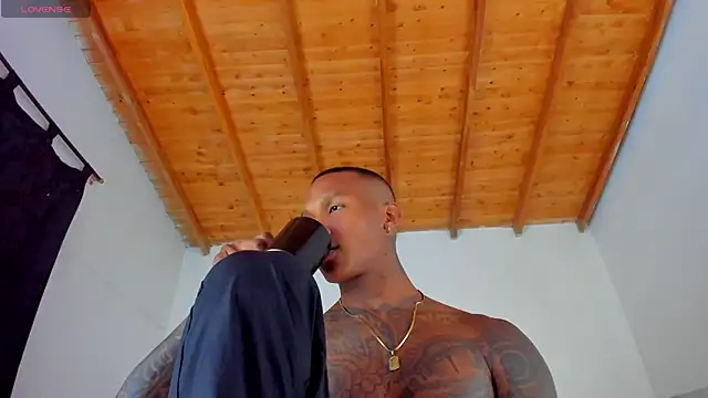 esteveen ortegas  online show from 04/14/26, 09:15