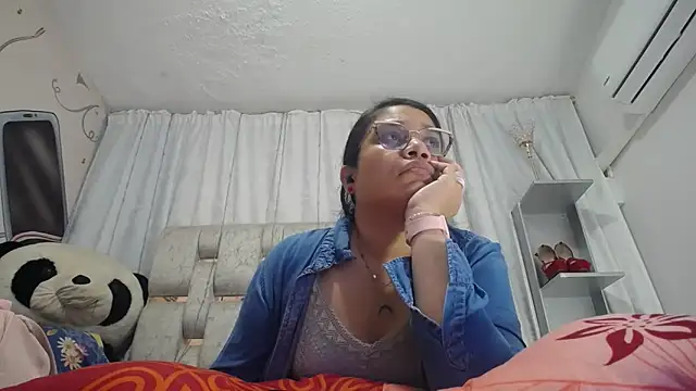 KEYRA-MILLER- online show from 02/17/26, 01:46