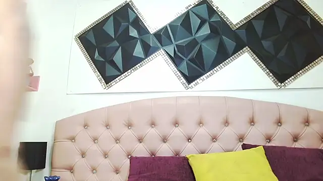 andrea safeira doll online show from 03/08/26, 03:49