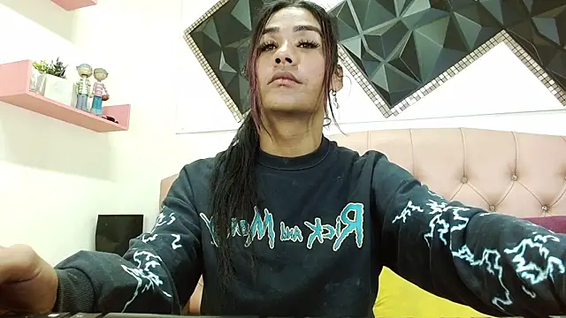 andrea safeira doll online show from 03/28/26, 03:33