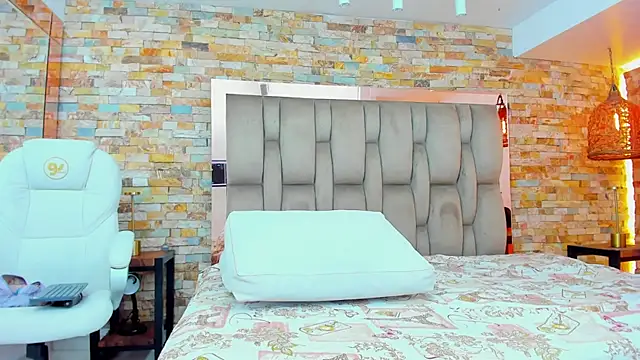 karla dunn online show from 03/04/25, 07:54