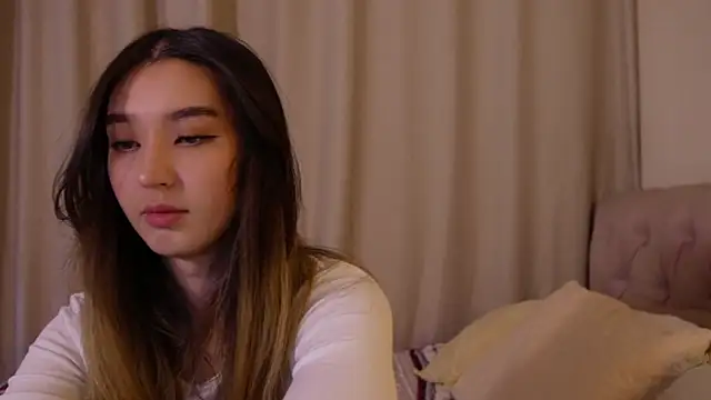 Sarasuo1 online show from 12/12/24, 11:18