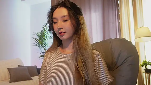 Sarasuo1 online show from 09/13/25, 09:20