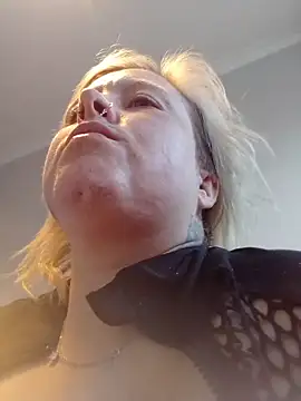 mollymay69 online show from 12/14/25, 04:51