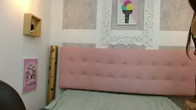 Cloeandtyfanny online show from 03/07/25, 08:34