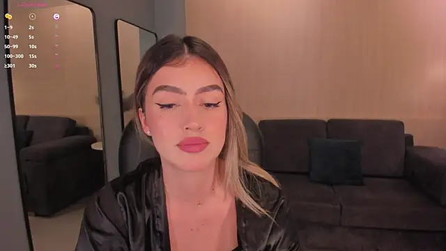 Snapshot of PaulinaSantos_ chatting on 03/09/25, 08:21 PaulinaSantos online show from 03/09/25, 08:21