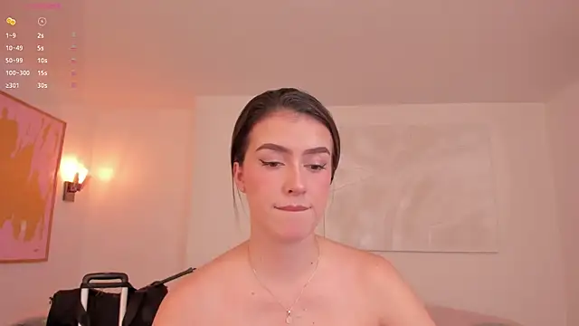 PaulinaSantos  online show from 12/21/25, 05:31