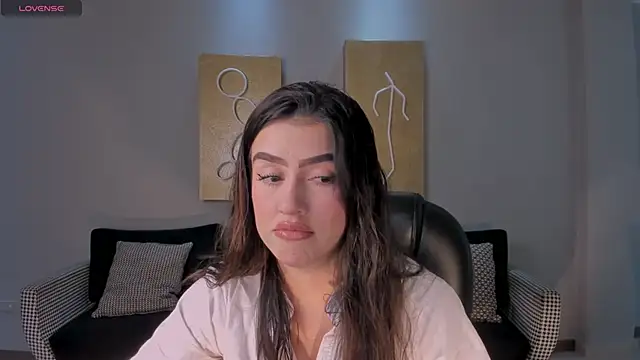 Snapshot of PaulinaSantos_ chatting on 05/08/26, 01:16 PaulinaSantos online show from 05/08/26, 01:16