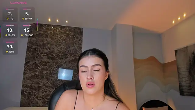 Snapshot of PaulinaSantos_ chatting on 05/30/26, 08:06 PaulinaSantos online show from 05/30/26, 08:06