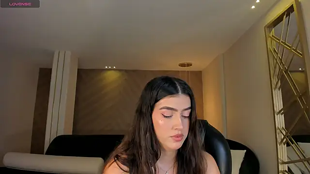 PaulinaSantos  online show from 06/11/26, 08:18